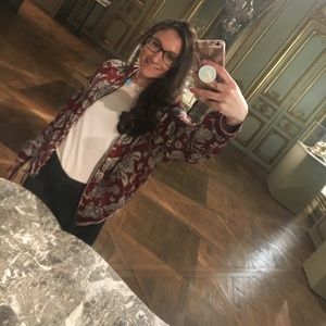 Meet your Posher, Madison